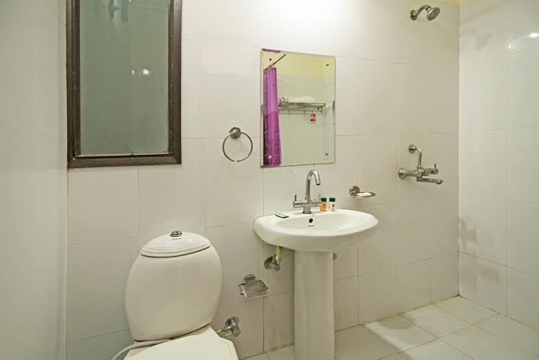 Hotel Lavanya Haridwār Extérieur photo